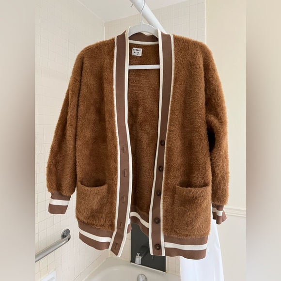 SOLD Aritzia Sunday Best Katie Fuzzy Cardigan in Brown - Picture 3 of 5
